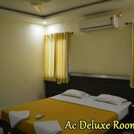 Hotel Green Tree Rāipur Zewnętrze zdjęcie